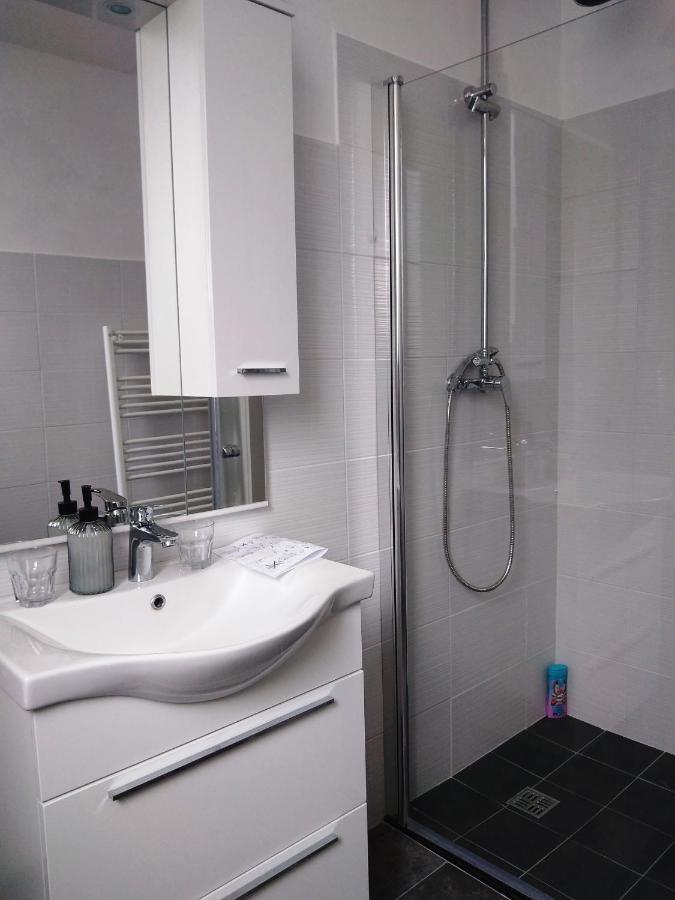 Apartamento Daal Roč Exterior foto